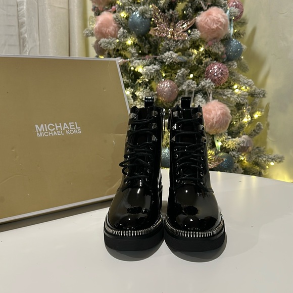 Michael kors haskell bootie U.S. 7M - Picture 1 of 3